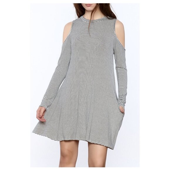 Elan Dresses & Skirts - Elan Black & White Striped Cold Shoulder Dress M